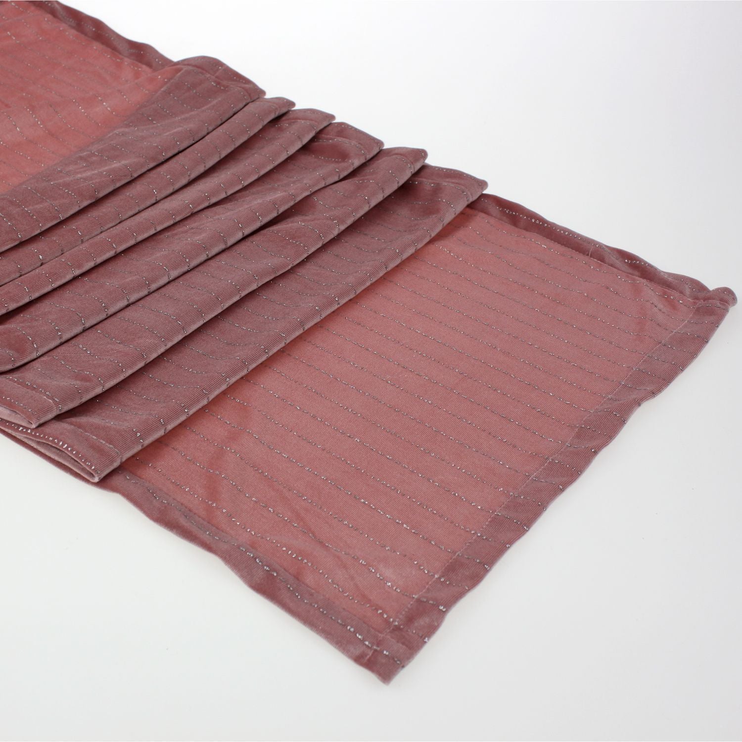 Velvet runner Brilliant, pink 100% polyester, 40x180 cm