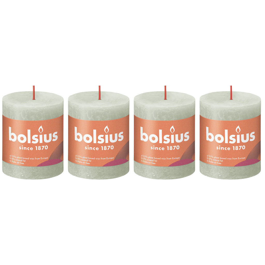 Lot de 4 bougies piliers - Hauteur 8 cm - Diamètre 6,8 cm - Style rustique - Vert brumeux
