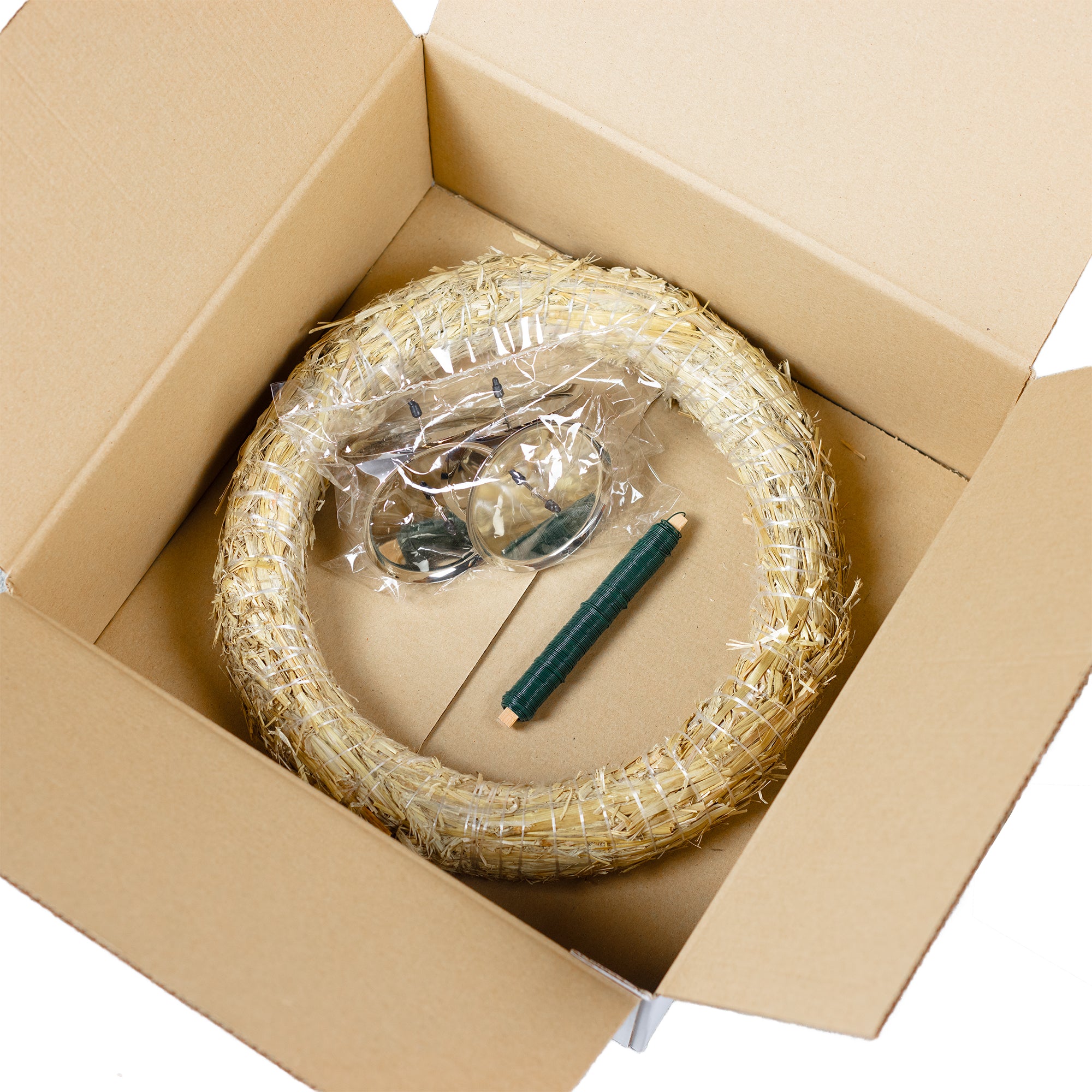 Adventskranz-DIY-Set - Inhalt: 1x Strohkranz 30 cm, 4x Kerzenhalter silber 8 cm, 1x Wickeldraht grün 100g