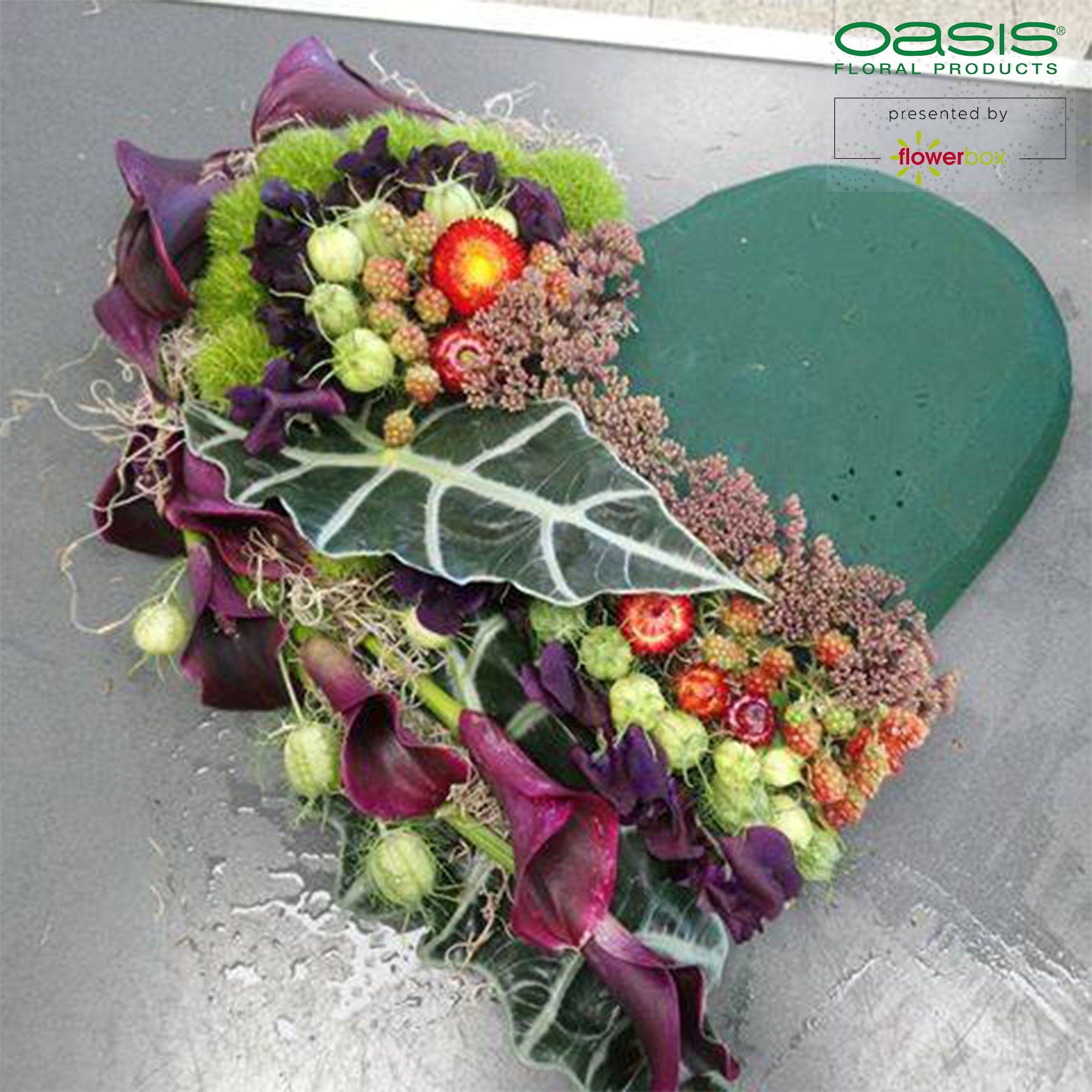 OASIS® FOAM FRAMES® Hearts - 24 x 25 x 6cm - 2 pcs.