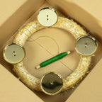 Adventskranz-DIY-Set - Inhalt: 1x Strohkranz 30 cm, 4x Kerzenhalter gold 8 cm, 1x Wickeldraht grün 100g